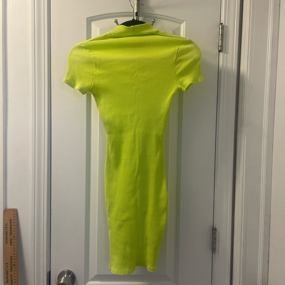 A3 Design Lime Ribbed Top - Picture 5 of 5